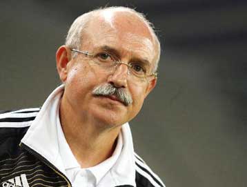 Ανεπηρέαστος δήλωσε ο Φερέρ και υπερασπίστηκε τις αποφάσεις του