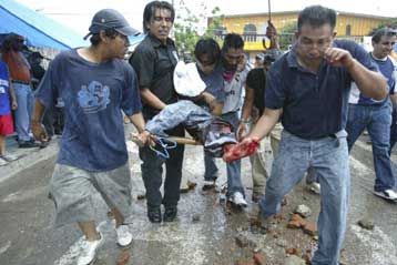 Τρεις νεκροί από πυροβολισμούς σε μεγάλη διαδήλωση στην πόλη Οαχάκα του Μεξικού