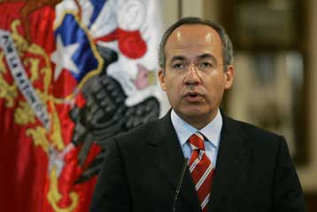 Λάθος η ανέγερση φράκτη στα σύνορα, απαντά το Μεξικό στις ΗΠΑ