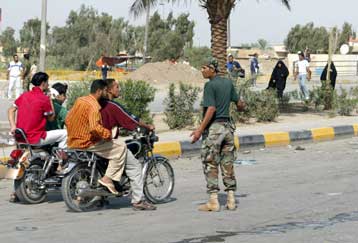 Με αμείωτη ένταση συνεχίζονται οι συγκρούσεις στο Ιράκ