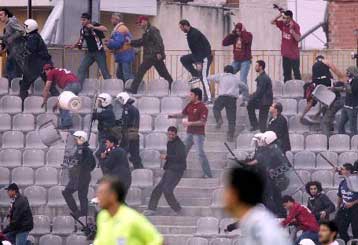 Τα επεισόδια στο Αλκαζάρ δεν έμειναν γνωστά μόνο εντός συνόρων