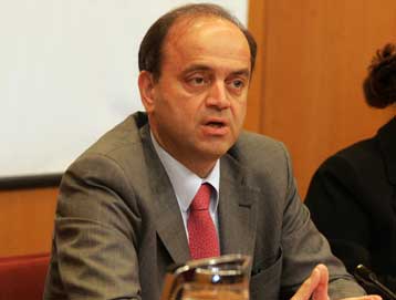 Διαβεβαιώσεις Τσιτουρίδη για τα μέτρα προστασίας από τον αμίαντο