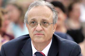 Επιστρέφει στην Κοινοβουλευτική Ομάδα της ΝΔ ο βουλευτής Ευάγγελος Πολύζος