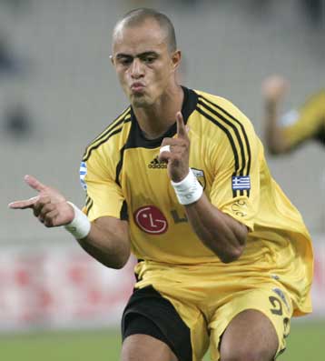 Με νίκη επί της Λιλ και επικράτηση της Μίλαν ο Ζούλιο Σέζαρ ελπίζει σε πρόκριση