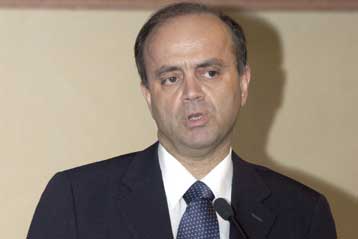 Ρυθμίσεις χρεών προς το ΙΚΑ στο «μίνι ασφαλιστικό» νομοσχέδιο