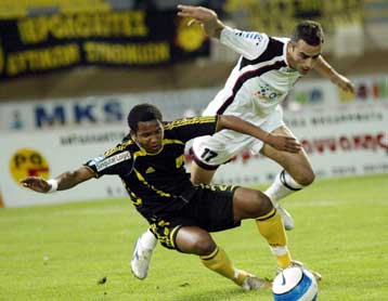 Έναν μήνα εκτός γηπέδου ο Εσκουδέρο, επιβαρυντικό για τον Αρη φύλλο αγώνα