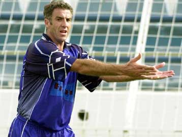 O Γκρεγκ Μπρούστερ ετοιμάζεται να αναλάβει τα ηνία του Ιωνικού