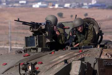 Αιματηρή ισραηλινή εισβολή στη Γάζα «ξεσηκώνει» τα Παλαιστινιακά Εδάφη