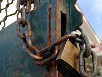 «Ήταν προσχεδιασμένος» ο βιασμός, καταγγέλλει η 16χρονη μαθήτρια