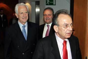 Θέμα καταβολής των υποχρεώσεων του Δημοσίου ανοίγει η ΔEH