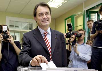 Ήττα των Σοσιαλιστών του Θαπατέρο στις εκλογές της Καταλονίας