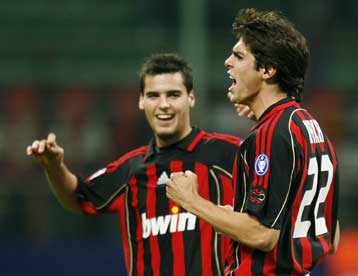 Σούπερ-σταρ ο Κακά στη συντριβή της Αντερλεχτ από την Μίλαν