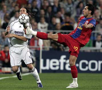 Τα διαβατήριά τους για τους «16» σφράγισαν Ρεάλ και Λιόν