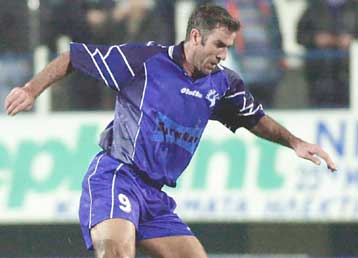 Στην Αθήνα το Σάββατο ο Μπρούστερ για συζητήσεις με τον Ιωνικό