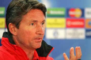 Οι παίκτες μου θα κλείσουν στόματα κόντρα στον Παναθηναϊκό, δηλώνει ο Σόλιντ