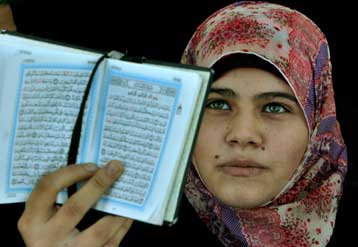 Δύο Παλαιστίνιες νεκρές από επίθεση Ισραηλινών σε τέμενος της Γάζας