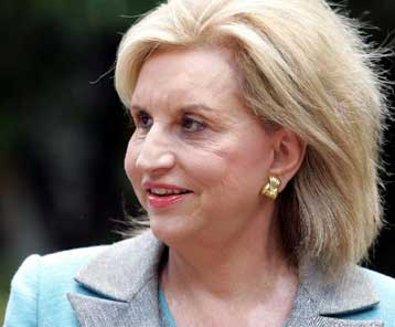 Συνάντηση Καραμανλή-Πετραλιά με φόντο την τραγωδία στο ξενοδοχείο της Κέρκυρας