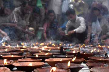 Προσκυνητές ποδοπατήθηκαν σε ινδουιστικό ναό της Ινδίας