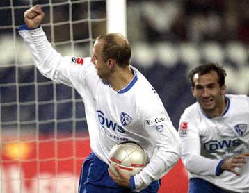 Εκ νέου σκόρερ ο Γκέκας και μεγάλη νίκη της Μπόχουμ στο Ανόβερο