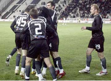 Νίκη εν μέσω προβλημάτων για τον ΠΑΟΚ και μηδέν στο ΟΦΗ και Λάρισα πριν από το ντέρμπι