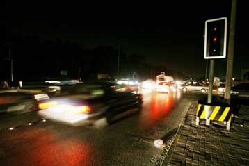 Χωρίς ρεύμα για μια ώρα έμεινε σχεδόν όλη η δυτική Ευρώπη