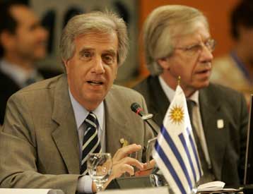 Καταδίκη του φράκτη ασφαλείας στα σύνορα ΗΠΑ-Μεξικό στην Ιβηροαμερικανική Σύνοδο