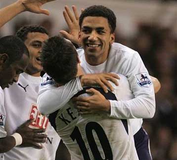 Η Τότεναμ έριξε την Τσέλσι από την κορυφή, η Γουέστ Χαμ πήρε το ντέρμπι με την Αρσεναλ