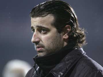 Στον πάγκο του Ιωνικού ο Πορτογάλος Ινάσιο, υποσχόμενος δουλειά… εις τριπλούν