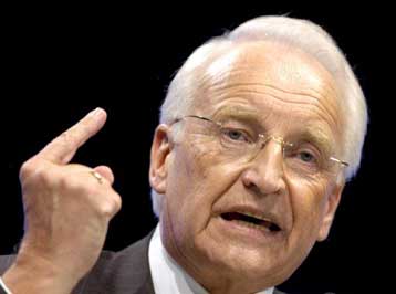 Διακοπή των διαπραγματεύσεων με την Τουρκία προτείνει ο Στόιμπερ