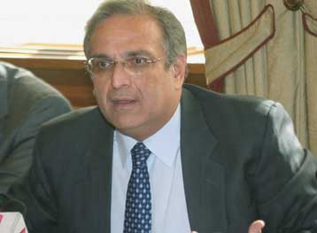 Σε 20 δόσεις ρυθμίζονται οι οφειλές των επιμελητηρίων προς ΓΣΕΒΕΕ, ΕΣΕΕ και εξαγωγείς