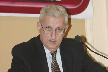 Ενόχληση κυβέρνησης και αντιπολίτευσης για την απόφαση του Μισθοδικείου