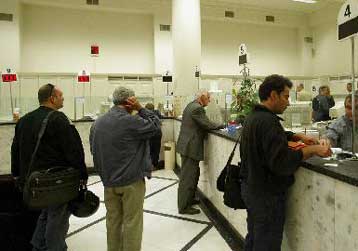 Βελτίωση κλίματος με ταυτόχρονη απαισιοδοξία των καταναλωτών διαπιστώνει το ΙΟΒΕ