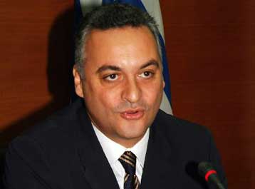 Το ΥΕΝ επιδοτεί τις ασφαλιστικές εισφορές των ναυτικών στα ποντοπόρα πλοία