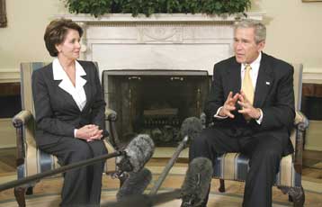 Ανοιχτός σε «νέες προτάσεις» για το Ιράκ ο Μπους – Οριστική απώλεια και της Γερουσίας