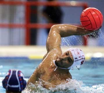 Κυρίαρχος στο ντέρμπι ο Ολυμπιακός, «έτρεξαν» και κέρδισαν τα Χανιά, πρώτη νίκη για ΠΑΟ