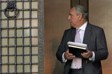 Λύση για τις αυξήσεις των δικαστικών συζητούν τη Δευτέρα Καραμανλής, Παπαληγούρας