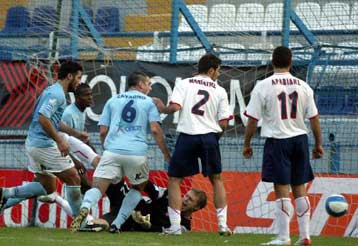 Μέσα σε δύο λεπτά μοιράστηκαν βαθμούς (1-1) και εντυπώσεις Ιωνικός και Πανιώνιος