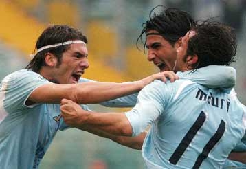 Ο Κρους κράτησε την Ίντερ στην κορυφή μαζί με την Παλέρμο