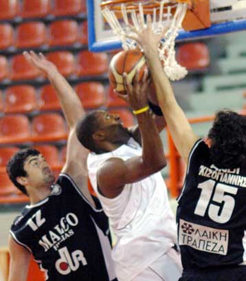 Με ήρωα τον Ουίλιαμς η ΑΕΛ νίκησε 90-88 τον Απόλλωνα Πάτρας