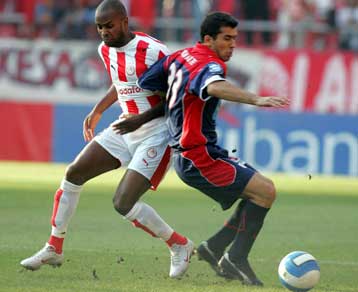 Ενοχλήσεις στον τετρακέφαλο αισθάνεται ο Ντομί, στην Κύπρο μεταβαίνει ο Σόλιντ