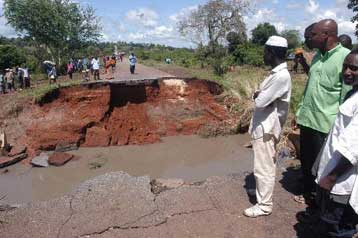 Δεκάδες νεκροί και χιλιάδες άστεγοι από τις σφοδρές βροχοπτώσεις στην Κένυα