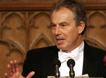 Ανοιγμα Μπλερ προς Ιράν και Συρία για τη νέα στρατηγική στη Μ.Ανατολή