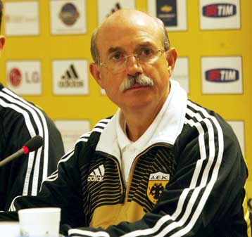 Τη δουλειά στις Ακαδημίες της ΑΕΚ με το fun weekend στηρίζει ο Φερέρ