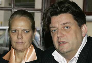 Αγωγή κατά του Ράμσφελντ σε γερμανικά δικαστήρια για εγκλήματα πολέμου