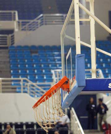 Πρώτη νίκη για τον ΠΑΟΚ, βαριά ήττα της ΑΕΚ