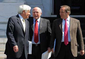 Ηχηρή απουσία Σουφλιά από τη συνεδρίαση του Υπουργικού Συμβουλίου για τον προϋπολογισμό