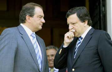 Επιστολή Μπαρόζο σε Καραμανλή για το Γ΄ΚΠΣ