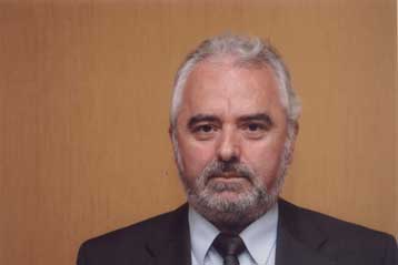 Προβλέψεις για διεύρυνση των ελλειμμάτων των ταμείων κατά 10 δισ. ευρώ το 2007