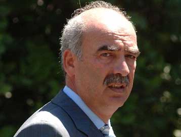 Πρόβλημα με τη Γερμανία για υποβρύχια και άρματα μάχης