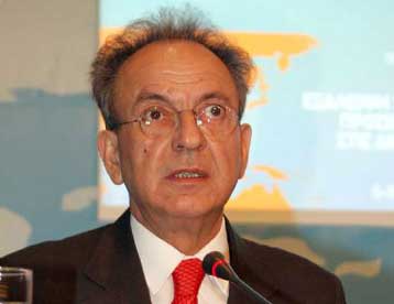 Περιθώρια ανάπτυξης της οικονομικής συνεργασίας με την ΠΓΔΜ βλέπει ο Δ.Σιούφας